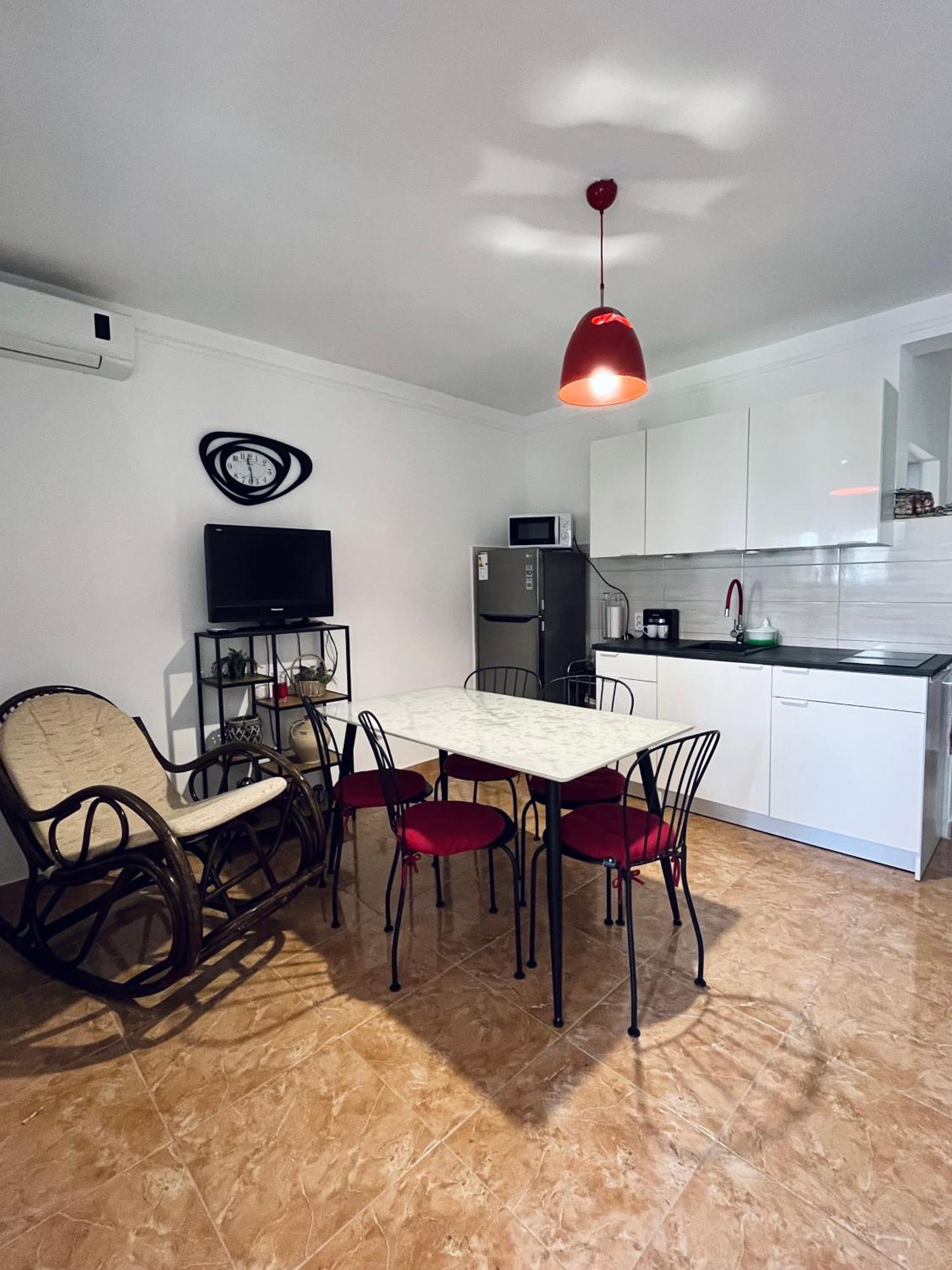 Mdm House Apartment Sutomore Exterior foto